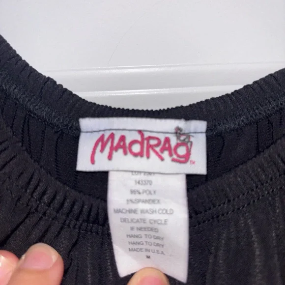 Black Off-Shoulder One-Piece Top - Picture 3 of 8